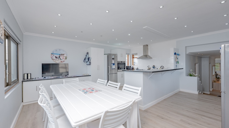 3 Bedroom Property for Sale in Agulhas Western Cape